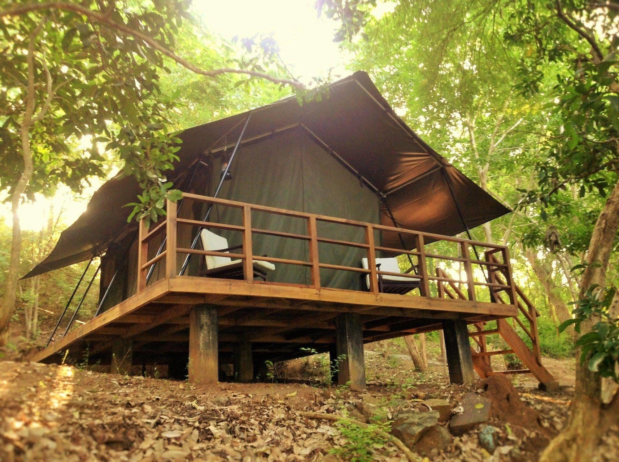 Kula Kula Luxury Camping Resort Udawalawe Exterior foto